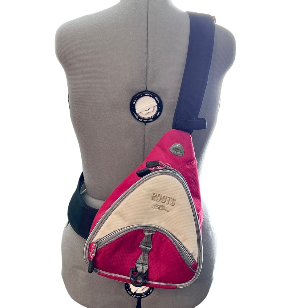 Roots Sling Camera Bag